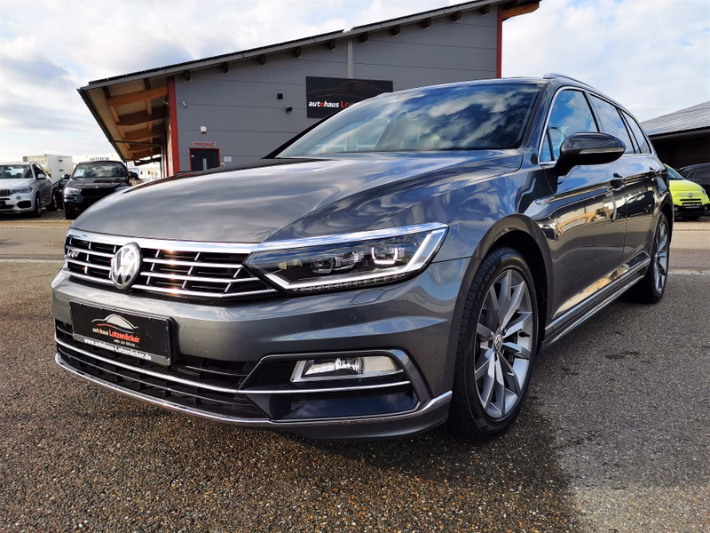Volkswagen 2.0 TSI Passat Variant Highline R-Line 4Motion 1.Hand|AHK|PANO|ACC