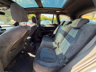 BMW X1 sDrive 20 i M Sport HUP*Pano*Kamera*Tempo*Nav - foto 4