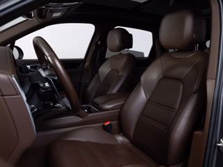 Porsche Cayenne  ACC PANO LUFT SPUR 360-CAM 21" - bilder 10