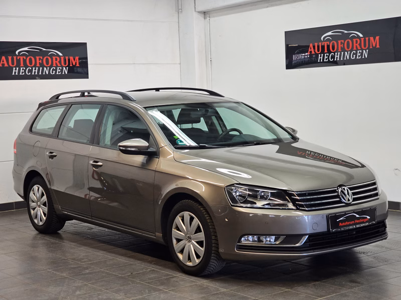 Volkswagen Passat Variant TDi Trendline Blue. 1.Hand Navi Temp.