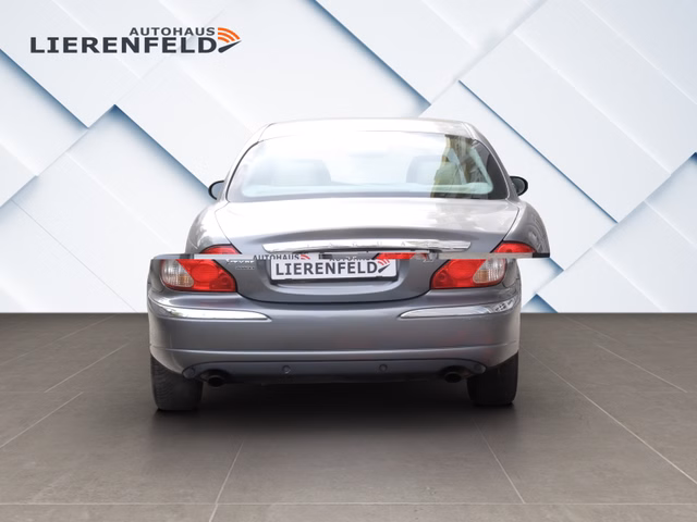Jaguar X-Type 2.5 V6 Executive Automatik Leder - фото 5