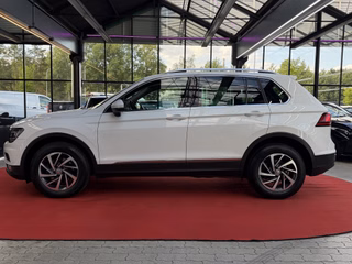 Volkswagen Tiguan Sound BMT ACC / Start-Stopp / LED / 4Motion - foto 2