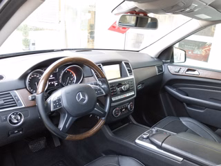 Mercedes-Benz M -Klasse ML 350 CDI AMG Mercedes Scheckheft - фото 10