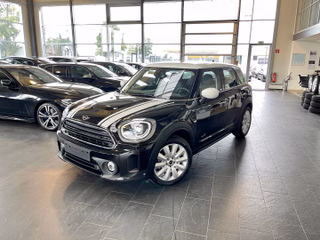MINI Cooper Countryman Year-old for sale