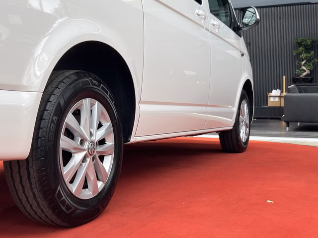 Volkswagen T6 Multivan 2,0 TDI EUd6 AdBlue Trendline KLIMA / PDC / BLUETOOTH /  FWD - foto 10