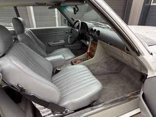 Mercedes-Benz SL 560 - foto 1