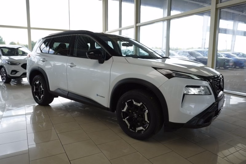 Nissan X-Trail N-Trek 1.5 VC-T e-POWER e-4ORCE UPE=53000 Euro   **