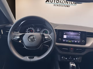 Skoda Scala Autom., LED CarPlay PDC Sitzhzg. - foto 2