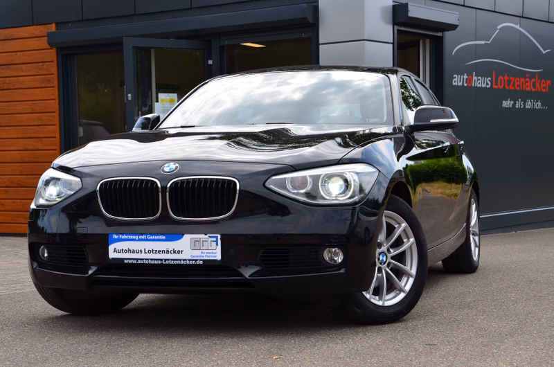 BMW 120d 1.HAND | abnb. AHK | Automat | Navi | Leder
