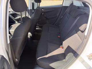 Peugeot 208 Active AC / Pure TECH / 1.2 / Euro6 - bilder 12