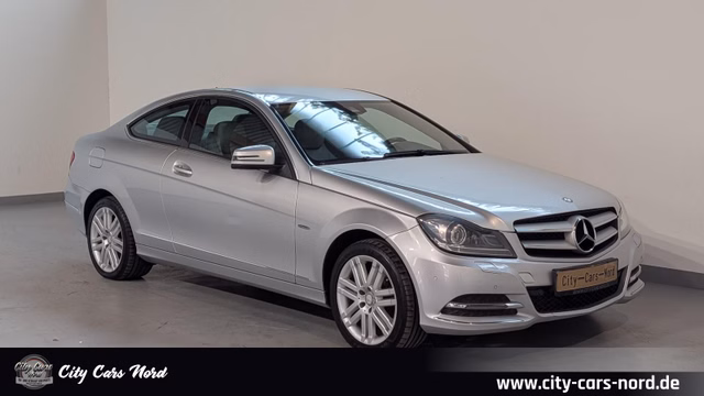 Mercedes-Benz C 250 CGI Coupé BE-BiXENON-NAVI-TEMP-PDC - bilder 8