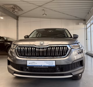 Skoda Kodiaq Style Automatik Navi MAtrix LED AHK schwenkb. ACC - photo 1