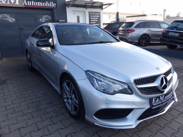 Mercedes-Benz E 200 E Coupe Automatik*LEDER*PANO*AMG PAKET*LED - photo 2