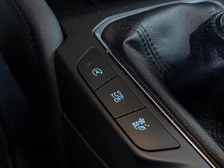 Ford Focus Titanium EcoBoost PANO / ACC / NAVI / B&O SOUND / BLIS / KAM / HUD / - foto 26