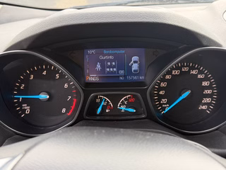 Ford Kuga Titanium Automatik / 4x4/ / RFK / Leder - foto 19