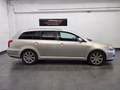 Daumennagel 8 - Toyota Avensis Kombi 2.2 D-CAT Travel