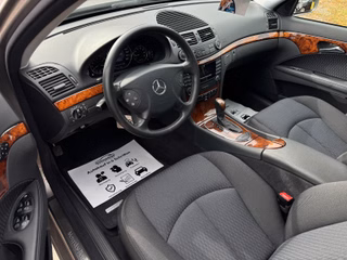 Mercedes-Benz E240 Lim*Elegance*Aut*Klima*Temp*SHZ*TÜV NEU - bilder 1