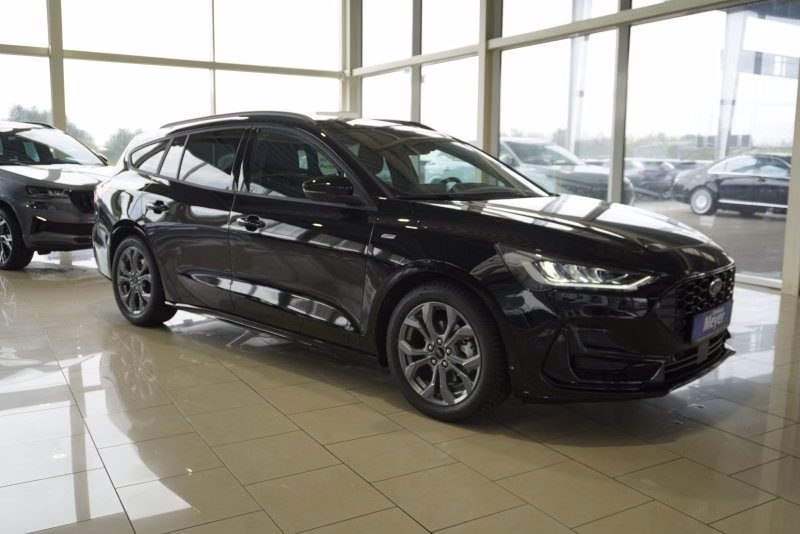 Ford Focus ST-Line X 1.0 155PS Aut.UPE=41700   **