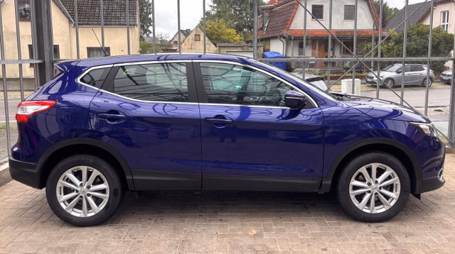 Nissan Qashqai 1.2 Acenta  KAMERA/NAVI/TEMPOMAT - foto 9