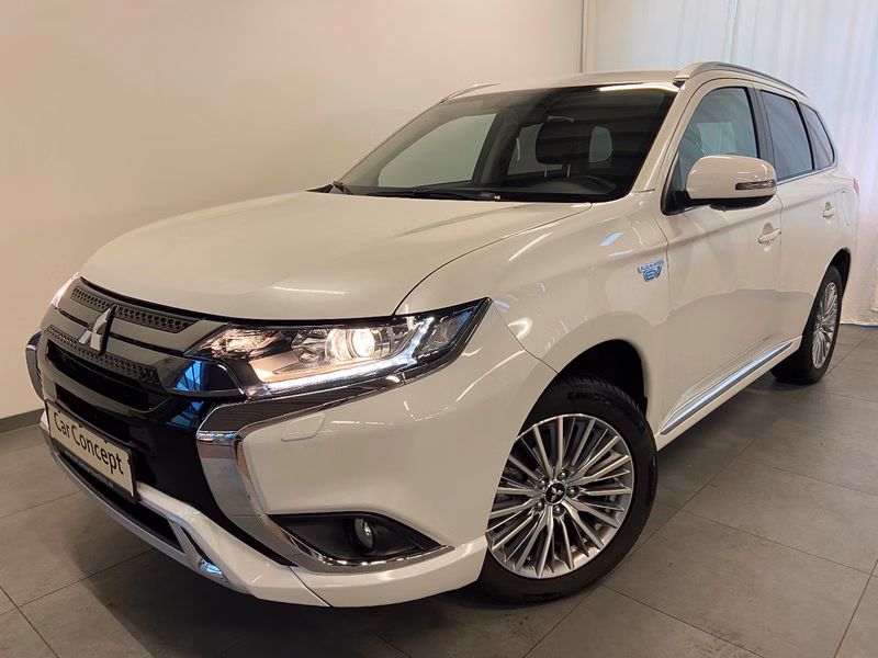 Mitsubishi Outlander PHEV 4WD AHK KAMERA 18" GANZJAHRES