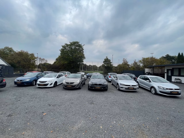 Car World Automobile | Gebrauchtwagen händler