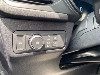 Ford Kuga FHEV AWD BlueCruise Edition +Winterpaket+Matrix+ - bilder 6