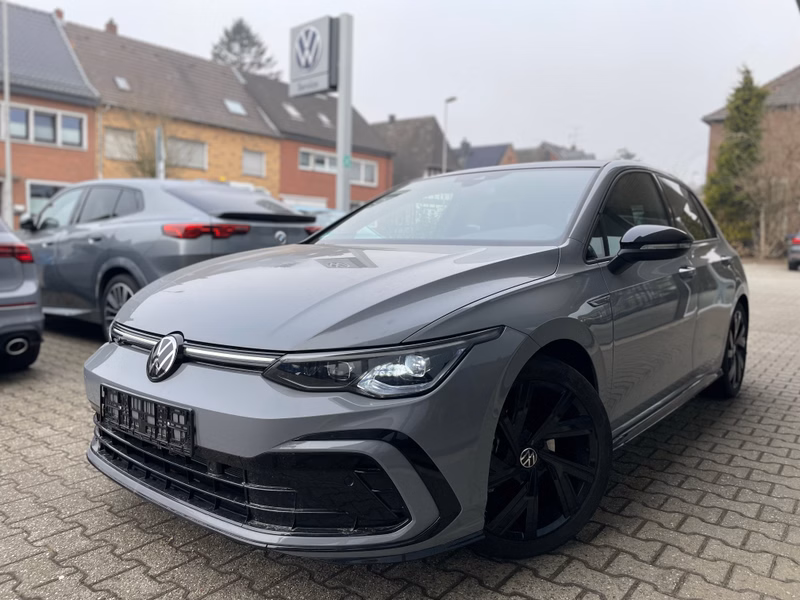 Volkswagen Golf VIII R-Line eTSI,PANO,KAM,Black-Style,WR