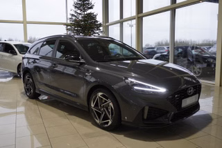 Hyundai i30 Kombi N-Line Facelift 1.5 T-GDI 7DCT Voll-LED/Navi/Winterp.