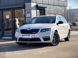 Skoda Octavia Combi RS 2,0 tdi, black Design Used vehicle for sale | First registration 10/2015 | Price 15.990 €