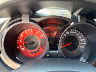 Nissan Juke Nismo RS 4x4 Recaro+Xenon+TW+4xKamera+USB+ - foto 13