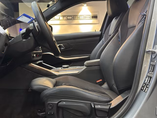 BMW 320 d xDrive M SPORT STHZ HUD ENTERTAINMENT-P INNOVATIONS-P - bilder 14
