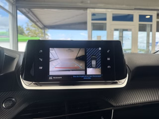 Peugeot 208 Allure Pack  LED ACC CarPlay Virtual Kamera - bilder 8