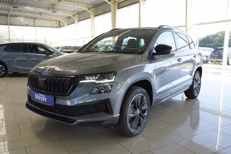 Skoda Karoq Sportline 1,5TSI DSG 4*J.Gar/Pano/aAHK/Matrix/Navi    **