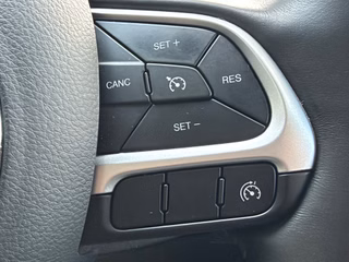 Jeep Compass Limited 4WD Automatik 4X4 - foto 14