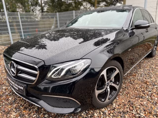 Mercedes-Benz E200 AVANTGARDE SPORT STYLE *WIDESCREEN*KAMERA*