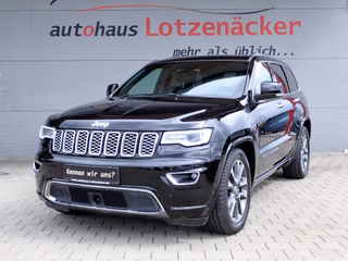 Jeep Grand Cherokee 3.0 CRD Overland AHK|NAVI|BI-XEN|ACC|LEDER|PANO|RFK|KEYLESS Used vehicle for sale | First registration 01/2017 | Price 25.990 €