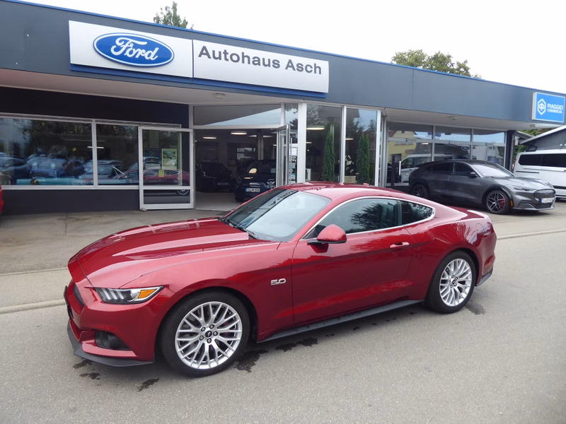 Ford Mustang GT mit Premiumpaket/ Unfallfrei