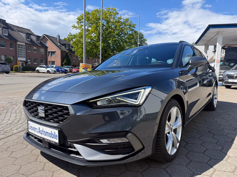 SEAT Leon Sportstourer FR 4Drive 2,0 TDI DSG ACC LED Kamera SHZ Lenkradheizung