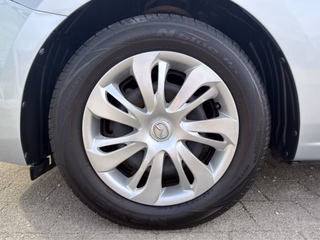 Mazda 2 Prime-Line 1.5 SKYACTIV-G RADIO / ZV+FUNK / E-FENSTER - bilder 13