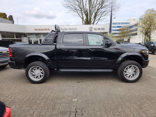 Dodge RAM Rebel Night Premium mit Umbau - foto 2