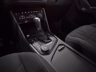 Volkswagen Tiguan Highline 1,4 TSI 4Motion OFFROAD/NAVI/AHK/KEYLESS/KAMERA - foto 21