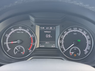 Skoda Octavia Combi 1.0 TSI Ambition DSG / LED / AHK / NAVI / KAMERA - foto 7