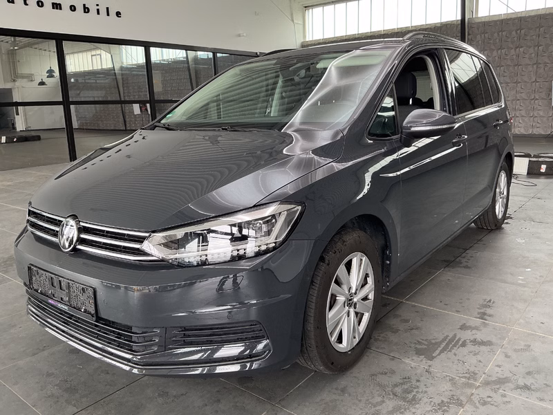 Volkswagen Touran Comfortline AHK/RFK/CARPLAY/ADAPTLED/NAVI