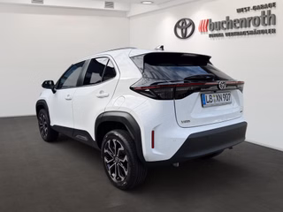 Toyota Yaris Cross Hybrid FWD Teamplayer +Safety- & Winter Paket - bilder 7