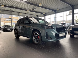 BMW X1 18i sDr M Sport Pro AHK/Pano/M-Sitze/360°/HUD/19"
