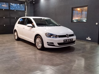 Volkswagen Golf - photo 1