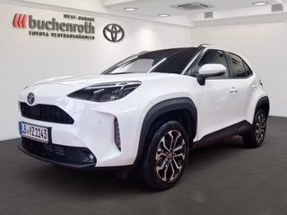 Toyota Yaris Cross Hybrid FWD Team Deutschland - bilder 1