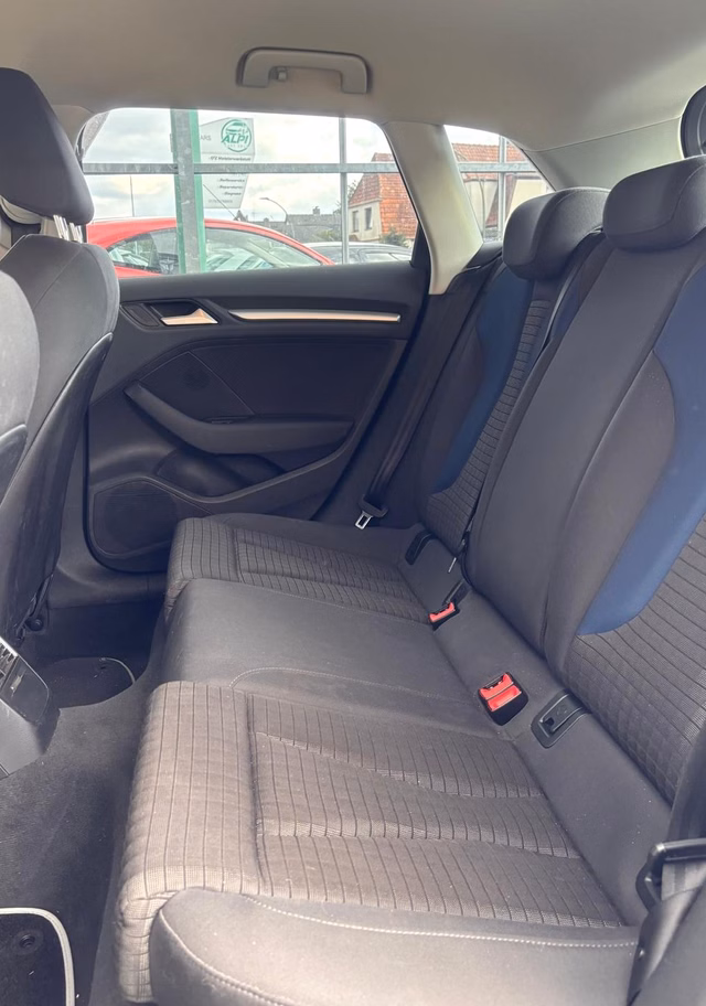Audi A3 1.4 TFSI Sportback  1.HAND/GANZJAHRESREIFEN/TÜV - foto 8