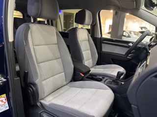 Volkswagen Touran 2.0TDI DSG 7SITZE STANDHZ SOUNDSYS CARPL. - bilder 18