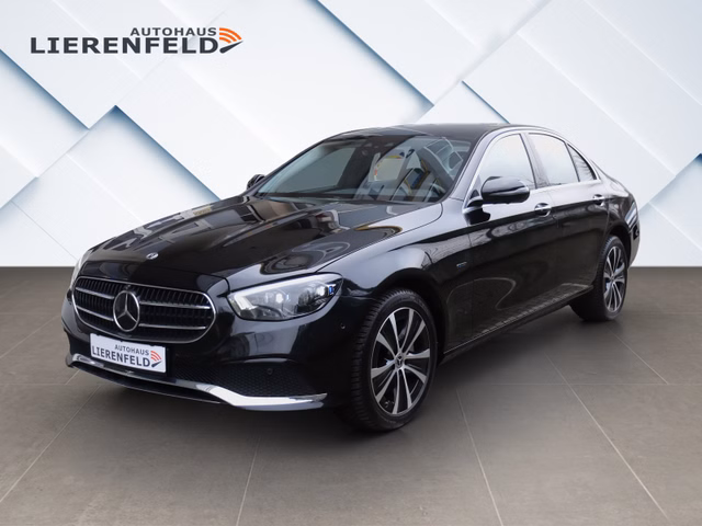 Mercedes-Benz E 300 de Avantgarde Facelift Mercedes Scheckheft - фото 1